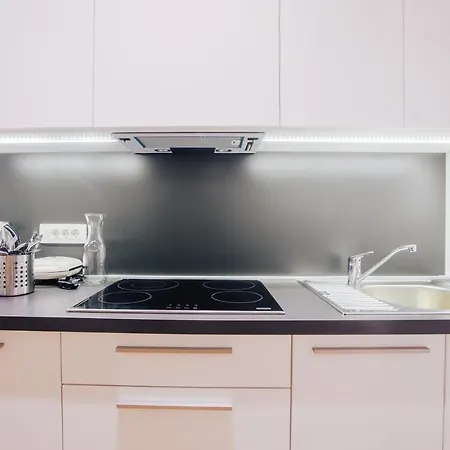 Center Ii - Kersnikova * Любляна